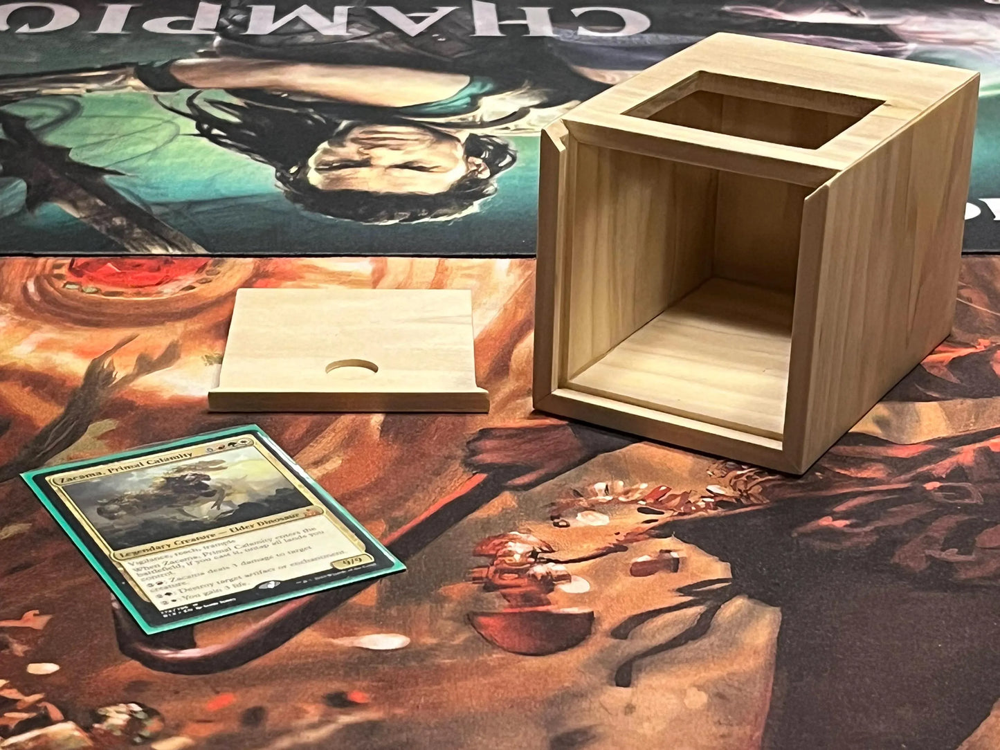 Commander Deck Box w/ Window